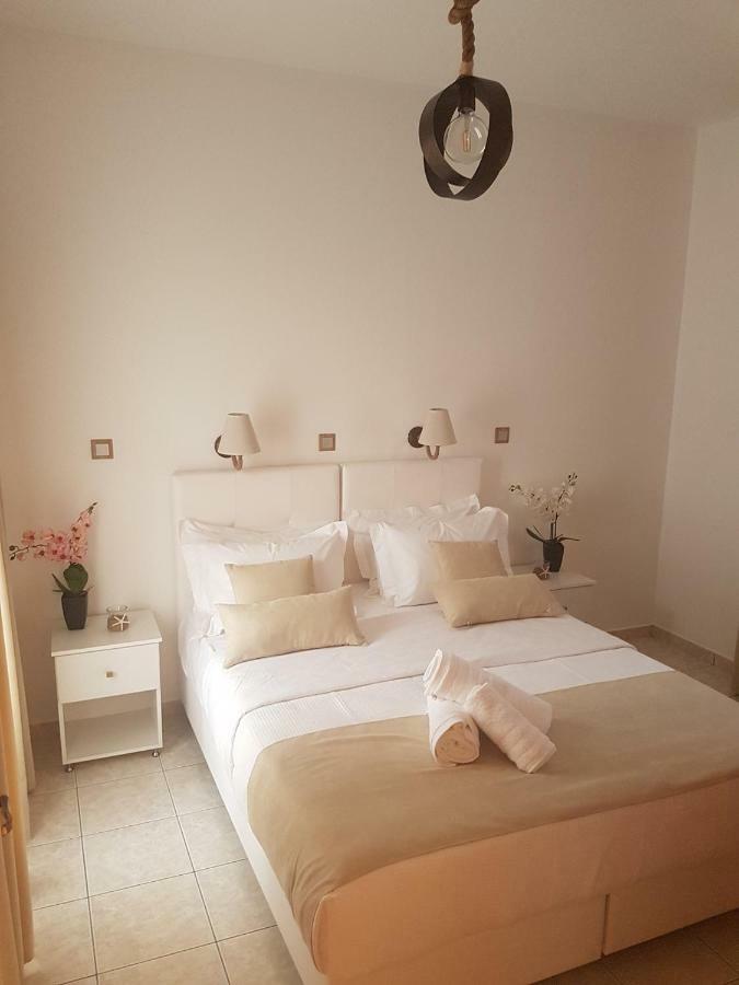 Santorini Family Apartments Kamári Zewnętrze zdjęcie